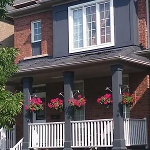 Village At York U Homestay Toronto