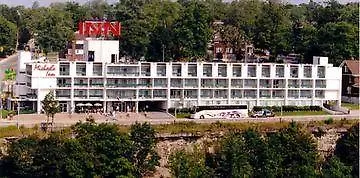 Travelodge By Wyndham Niagara Falls Fallsview 3*,