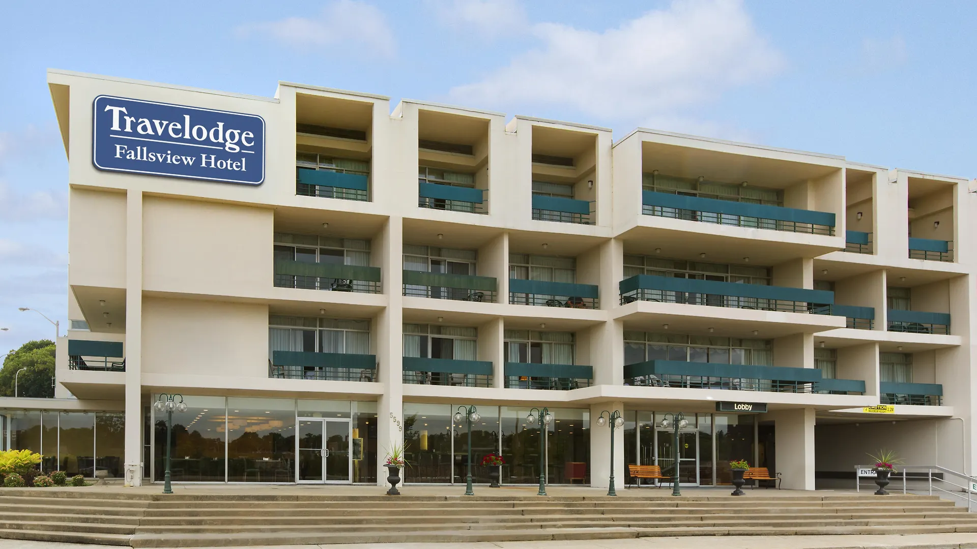 Travelodge By Wyndham Niagara Falls Fallsview