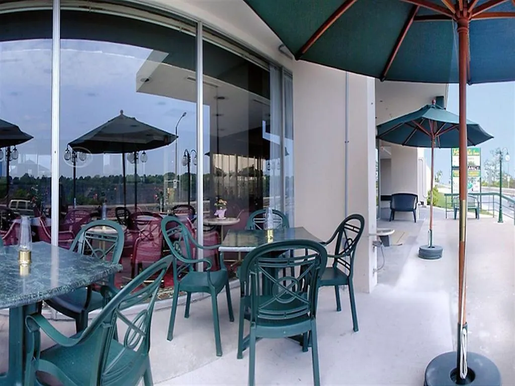 *** Hotel Travelodge By Wyndham Niagara Falls Fallsview Kanada