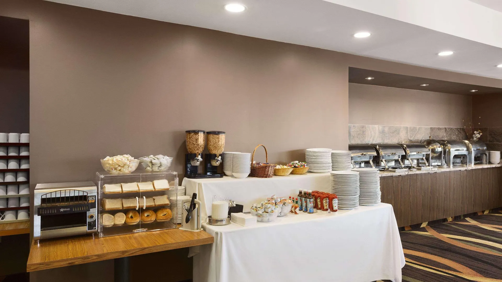*** Hotel Travelodge By Wyndham Niagara Falls Fallsview Kanada