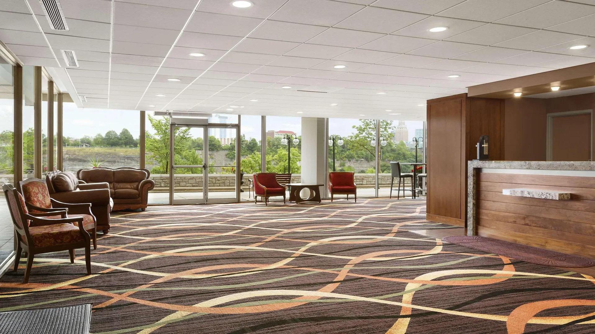 Travelodge By Wyndham Niagara Falls Fallsview