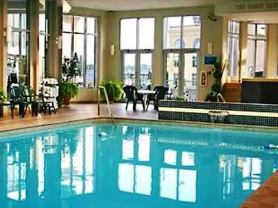 Hotel Travelodge By Wyndham Niagara Falls Fallsview