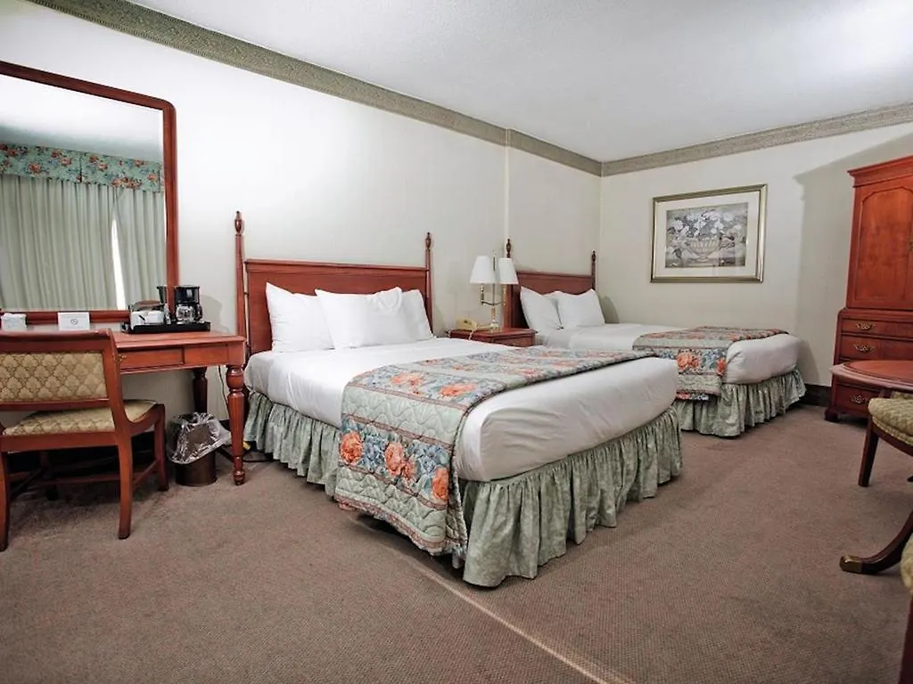 Hotel Travelodge By Wyndham Niagara Falls Fallsview