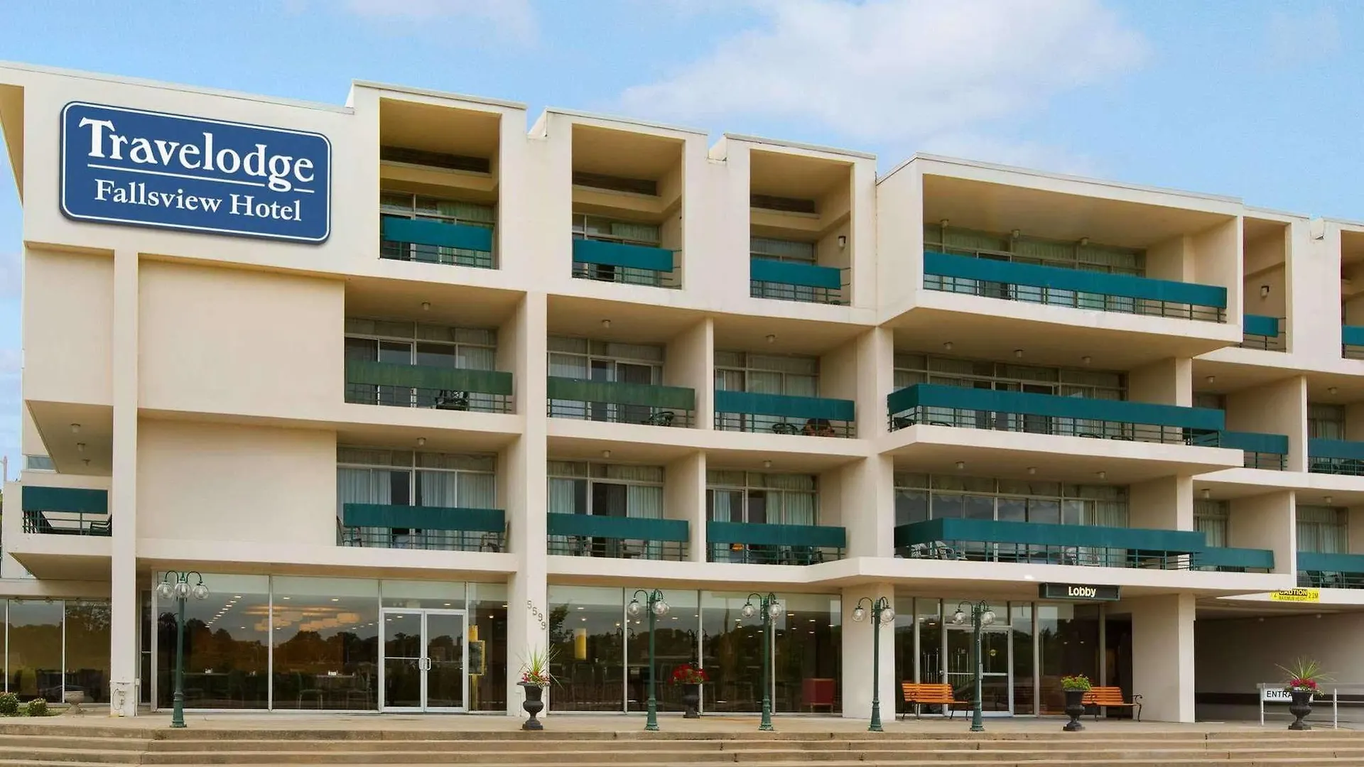 Hotel Travelodge By Wyndham Niagara Falls Fallsview